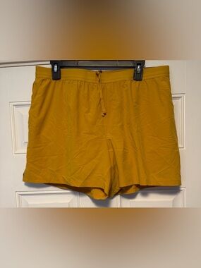 VRST men’s large 5” accelerate shorts- nwt